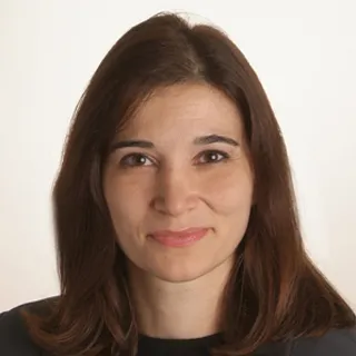 Stephanie L Elmer