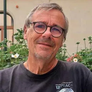 Kenneth Lundstrom