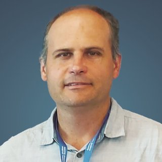 Dr. Ross Jansen-van Vuuren