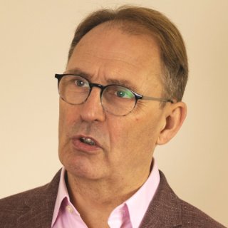 Brian D Smith